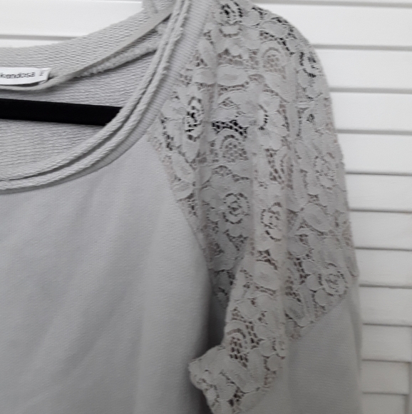 Paris Lace Shoulders Sweatshirt Top High Low M L - Picture 5 of 7